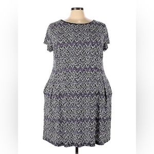 Roz & Ali Short Sleeve Purple/Black/White Dress with Pockets Size 18